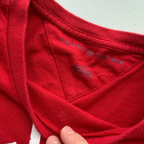 🦋✨ 2/15$ TOPS ✨🦋
Tommy Hilfiger top - Picture 4 of 4